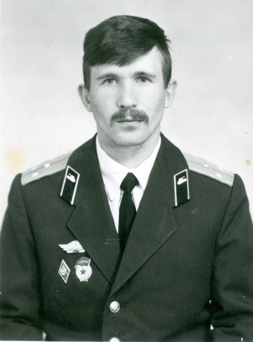 Герой России, гвардии старший лейтенант Павел Николаевич Немцов